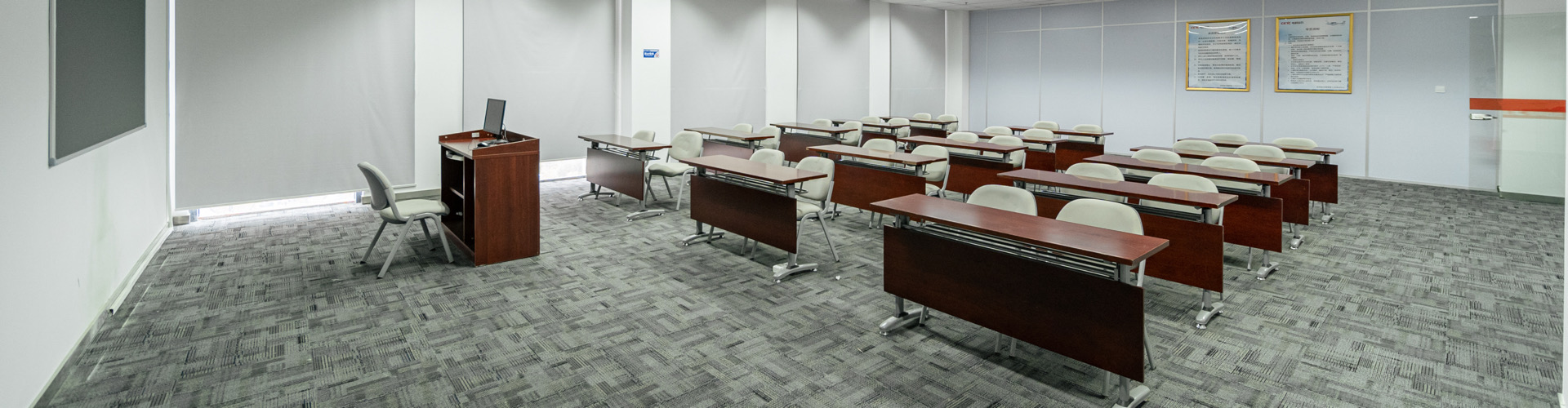 優(yōu)異的教學(xué)環(huán)境